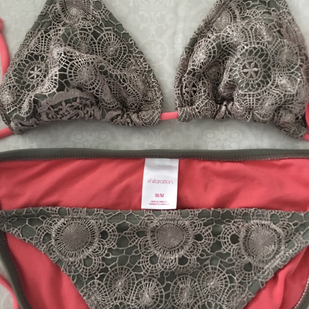 Bikini 👙 - Picture 3 of 3
